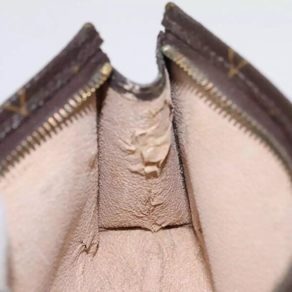 LOUIS VUITTON Monogram Poche Toilette 15 Pouch - Picture 10 of 14